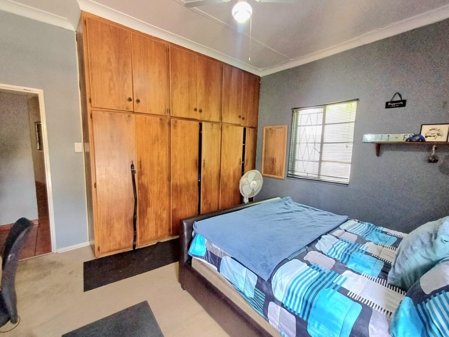 6 Bedroom Property for Sale in Estoire Free State